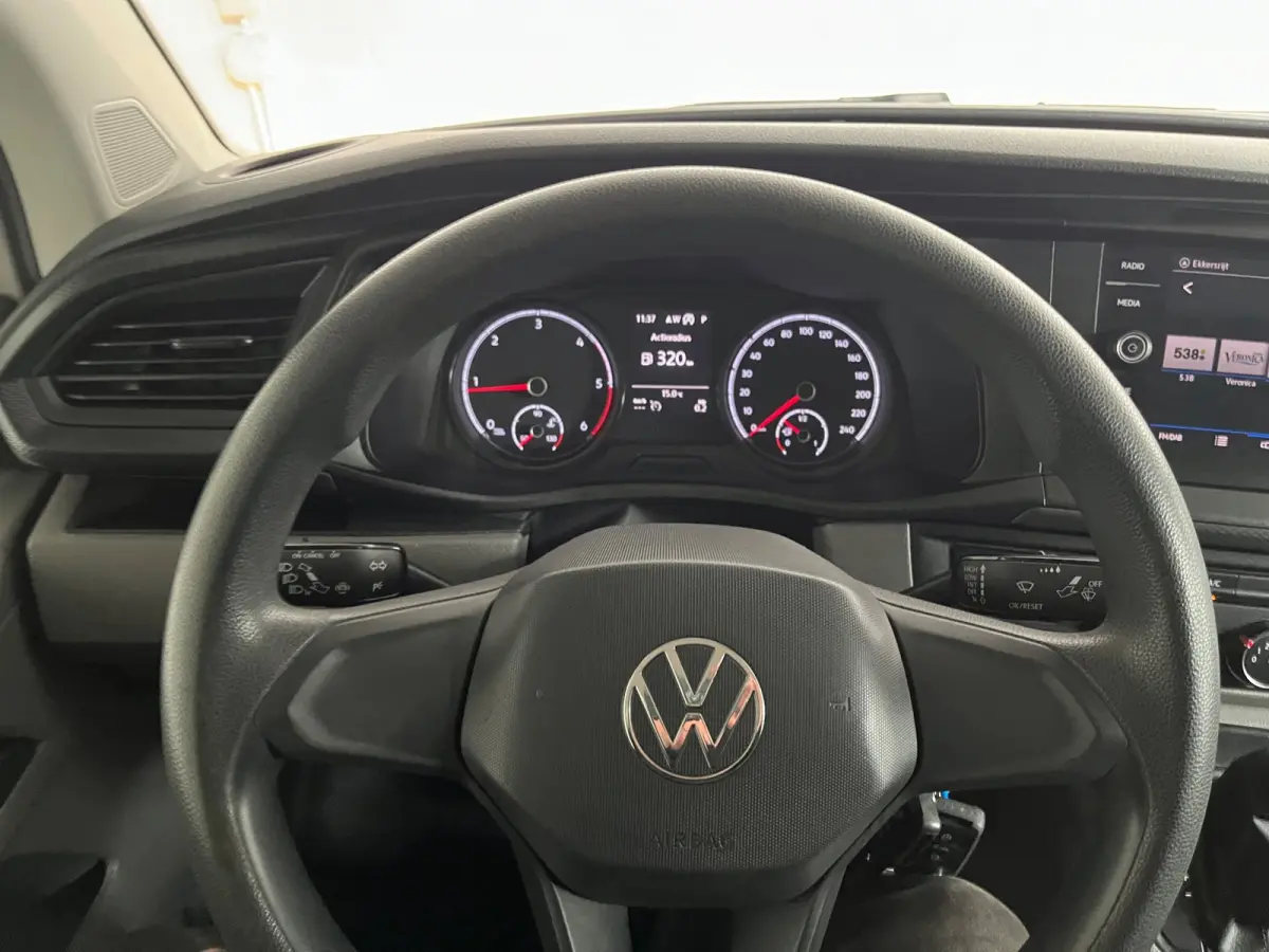 Automaat DSG Servicewagen 2.0 TDI 150pk L2H1 3Persoons Sortimo Inrichting, Airco, Navigatie, RIJKLAARPRIJS!