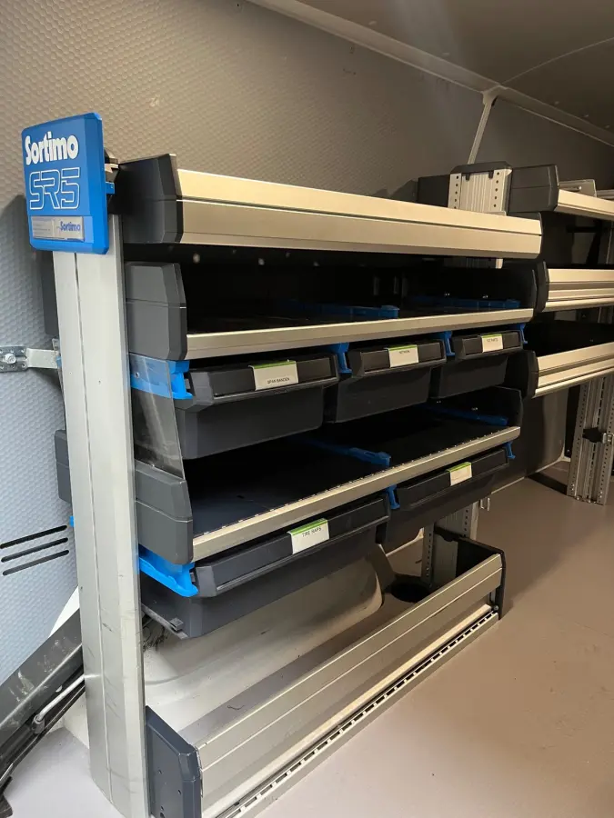 Automaat DSG Servicewagen 2.0 TDI 150pk L2H1 3Persoons Sortimo Inrichting, Airco, Navigatie, RIJKLAARPRIJS!