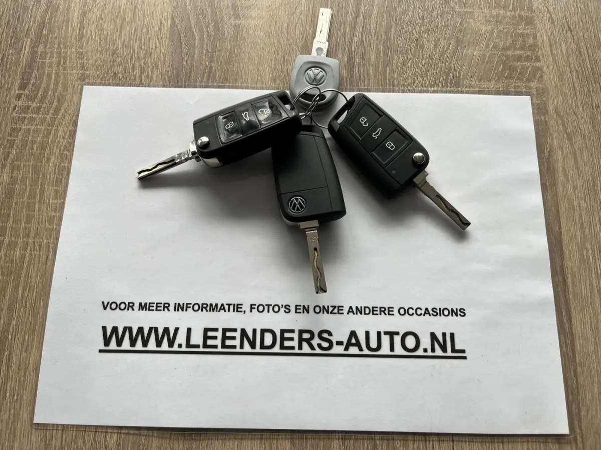 Automaat DSG Servicewagen 2.0 TDI 150pk L2H1 3Persoons Sortimo Inrichting, Airco, Navigatie, RIJKLAARPRIJS!