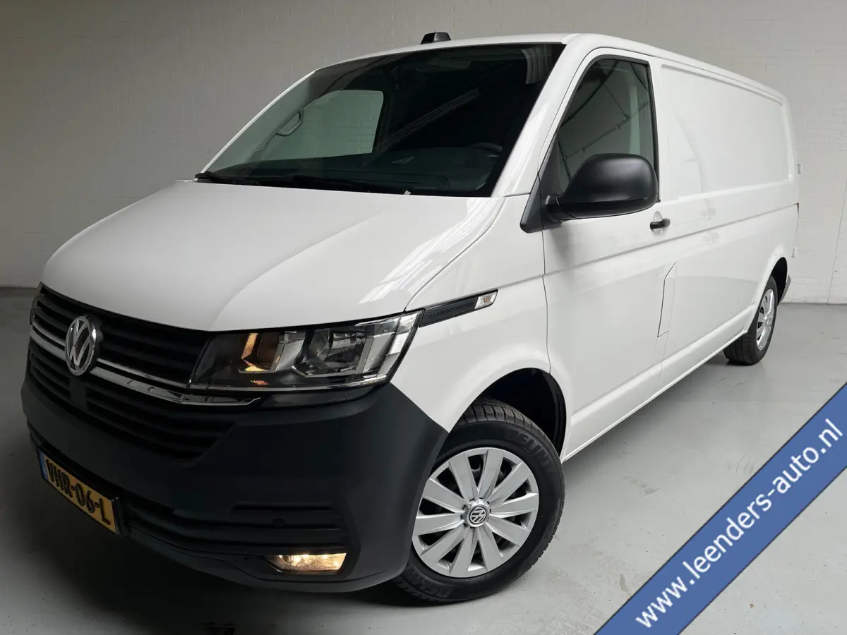 Automaat DSG Servicewagen 2.0 TDI 150pk L2H1 3Persoons Sortimo Inrichting, Airco, Navigatie, RIJKLAARPRIJS!