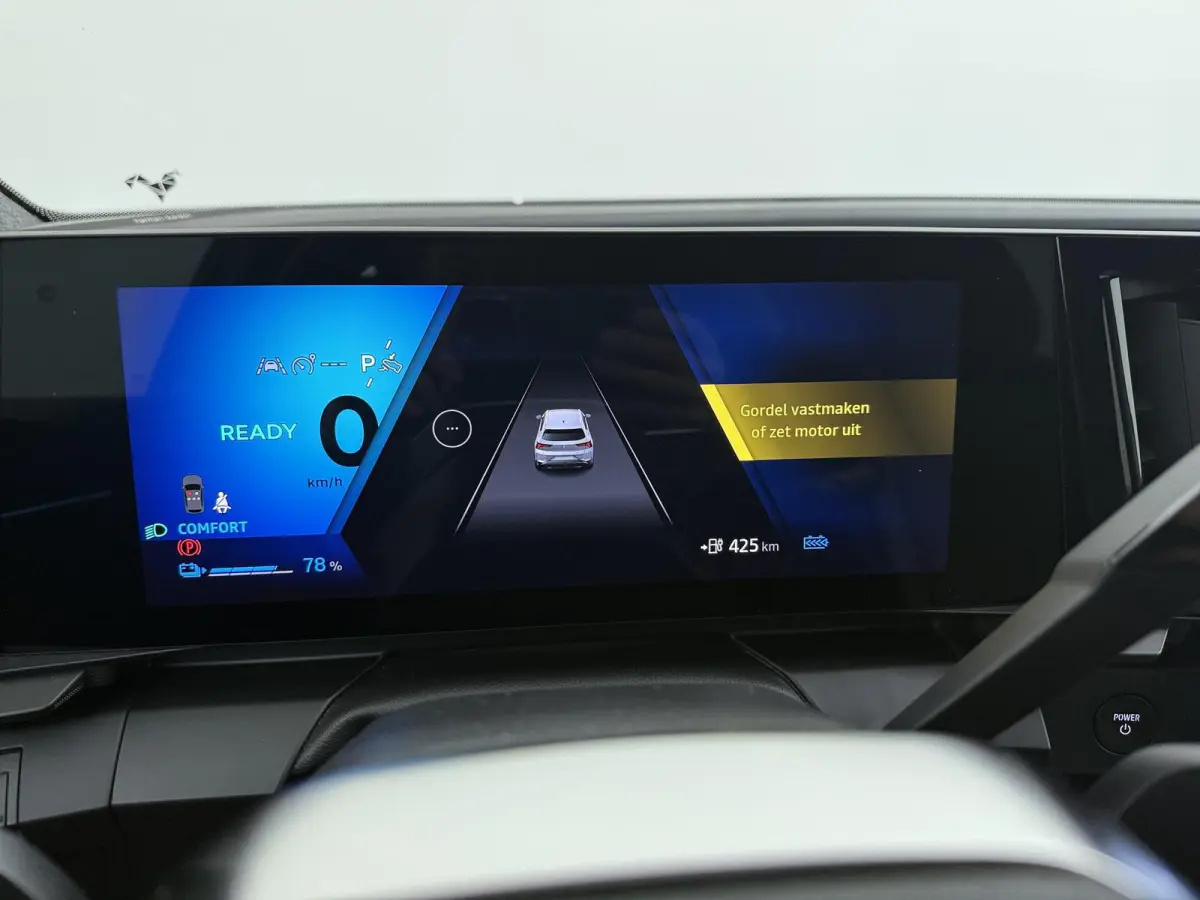 E-Tech techno 220 pk long range | advanced driving assist | harman kardon | Pack Comfort Extra |