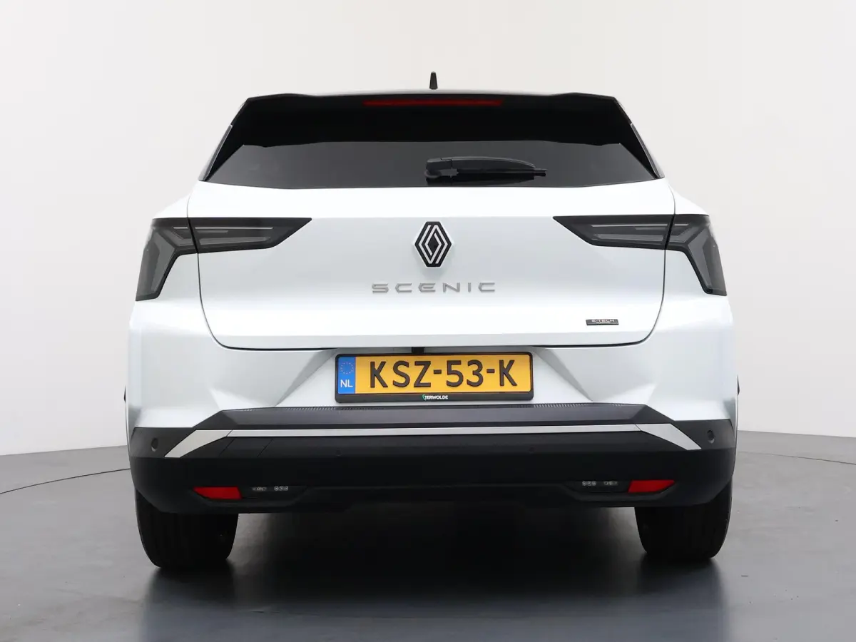 E-Tech techno 220 pk long range | advanced driving assist | harman kardon | Pack Comfort Extra |