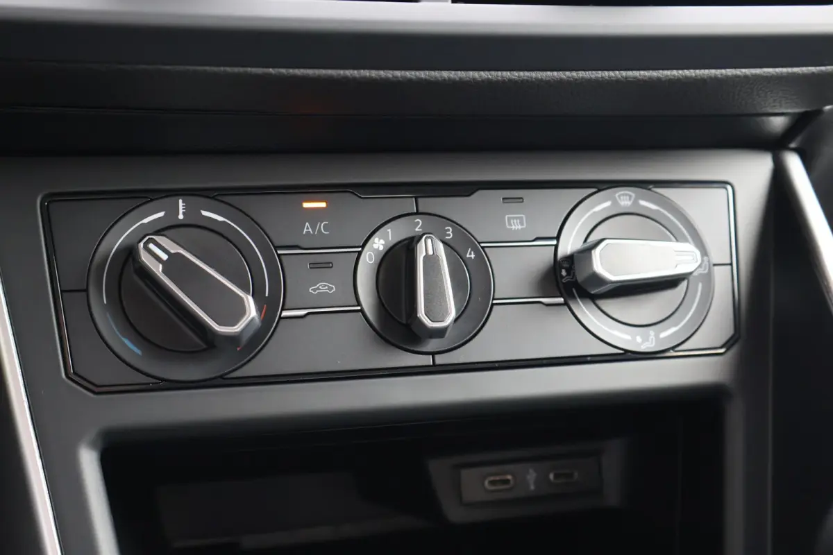 1.0 TSI 95pk Life | Navigatie | Camera | Carplay | Adaptive Cruise
