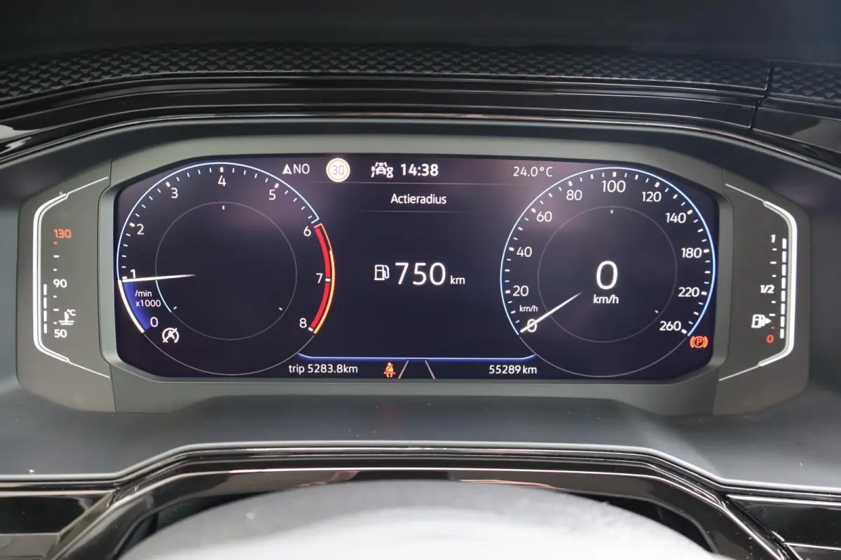 1.0 TSI 95pk Life | Navigatie | Camera | Carplay | Adaptive Cruise