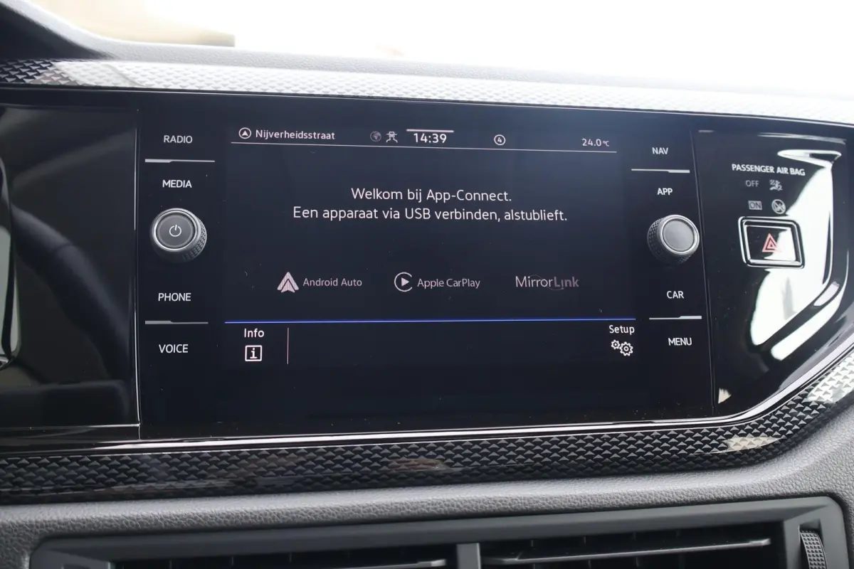 1.0 TSI 95pk Life | Navigatie | Camera | Carplay | Adaptive Cruise