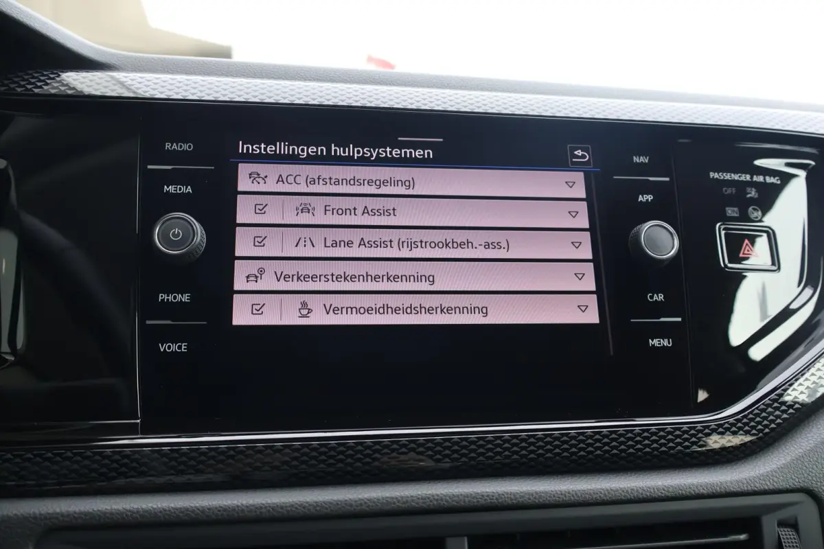 1.0 TSI 95pk Life | Navigatie | Camera | Carplay | Adaptive Cruise