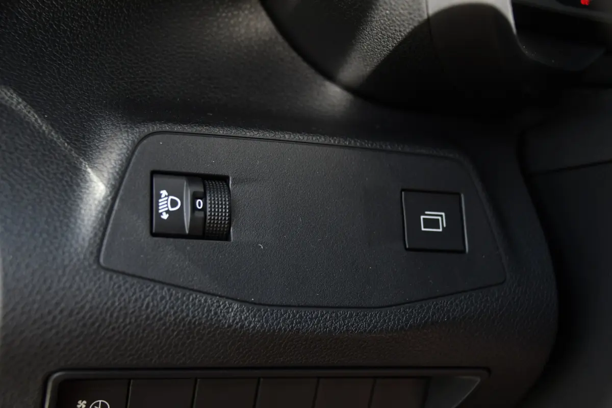 Professional 50 kWh Virtual, Camera, Cruise, Carplay, Multimedia, Standkachel, 136pk, NIEUW!