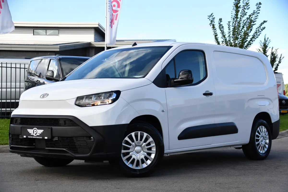 Professional 50 kWh Virtual, Camera, Cruise, Carplay, Multimedia, Standkachel, 136pk, NIEUW!
