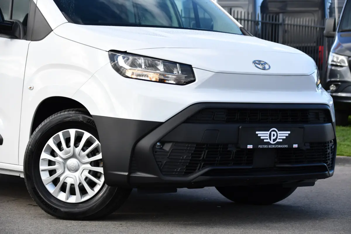 Professional 50 kWh Virtual, Camera, Cruise, Carplay, Multimedia, Standkachel, 136pk, NIEUW!