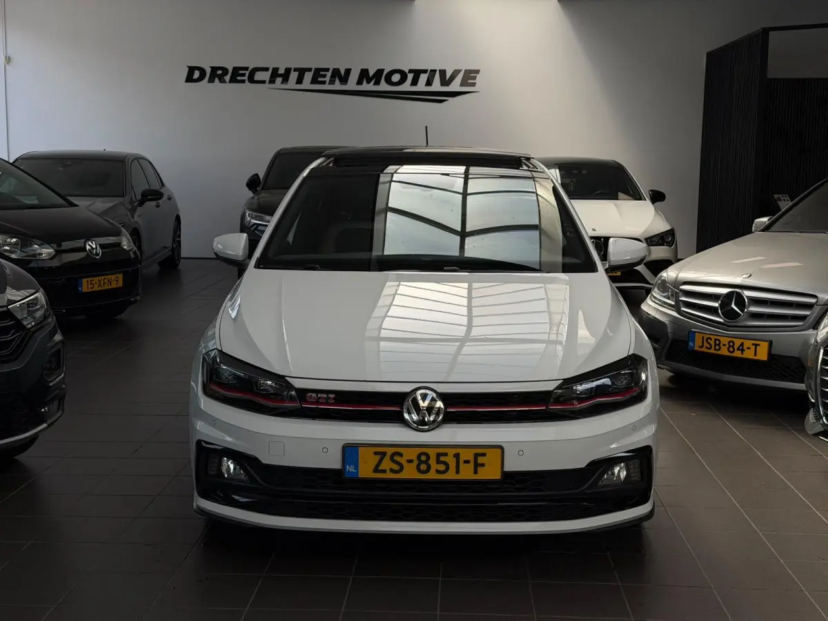 2.0 TSI GTI / Panoramadak / Beats / CarPlay /