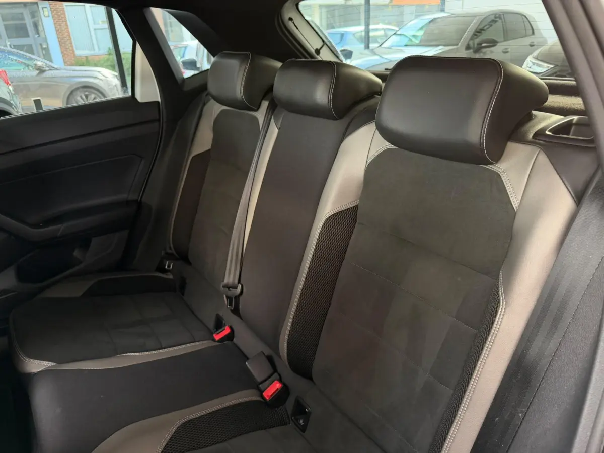 2.0 TSI GTI / Panoramadak / Beats / CarPlay /