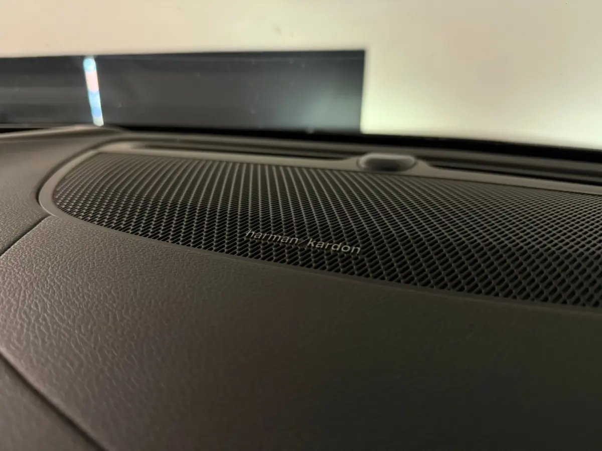 T6 AWD Recharge Ultimate Bright Long Range | Schuifdak | Stoelventilatie | Head-Up Display | Harman Kardon | Stoelmassage | Adaptieve Cruise Control | Stoelverwarming voor+achter | Stuurwiel