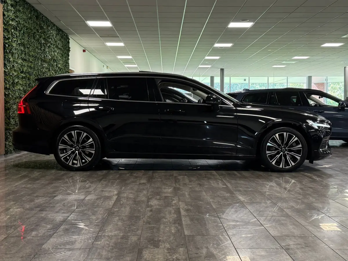 T6 AWD Recharge Ultimate Bright Long Range | Schuifdak | Stoelventilatie | Head-Up Display | Harman Kardon | Stoelmassage | Adaptieve Cruise Control | Stoelverwarming voor+achter | Stuurwiel
