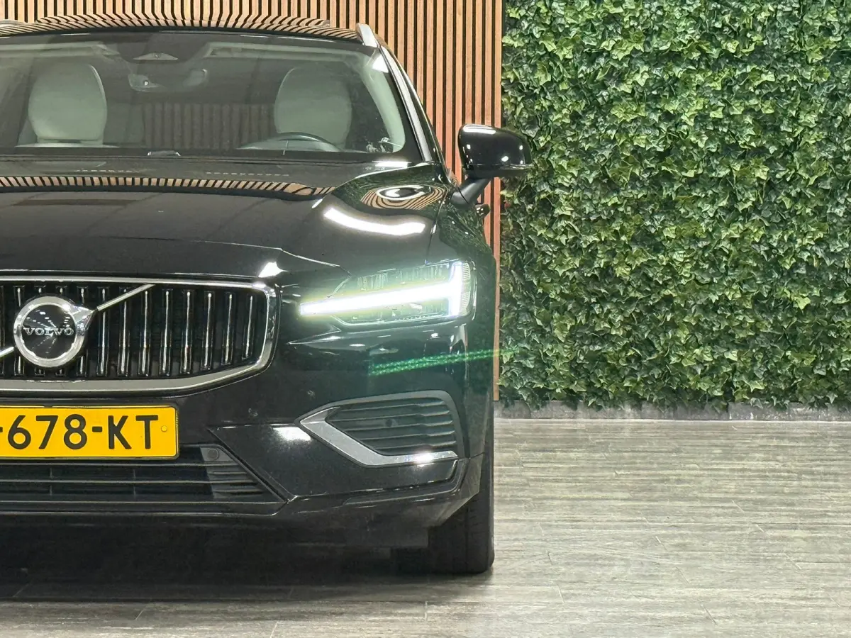 T6 AWD Recharge Ultimate Bright Long Range | Schuifdak | Stoelventilatie | Head-Up Display | Harman Kardon | Stoelmassage | Adaptieve Cruise Control | Stoelverwarming voor+achter | Stuurwiel