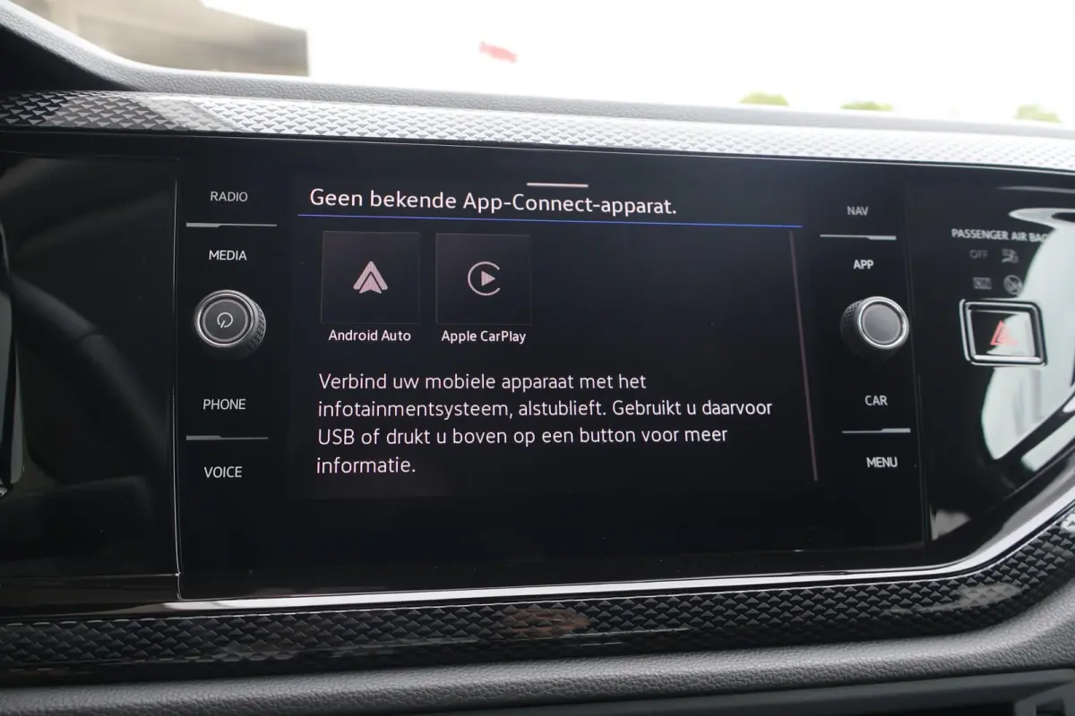 1.0 TSI 95pk Life Edition | Navigatie | Camera | PDC | Stoelverwarming | Keyless