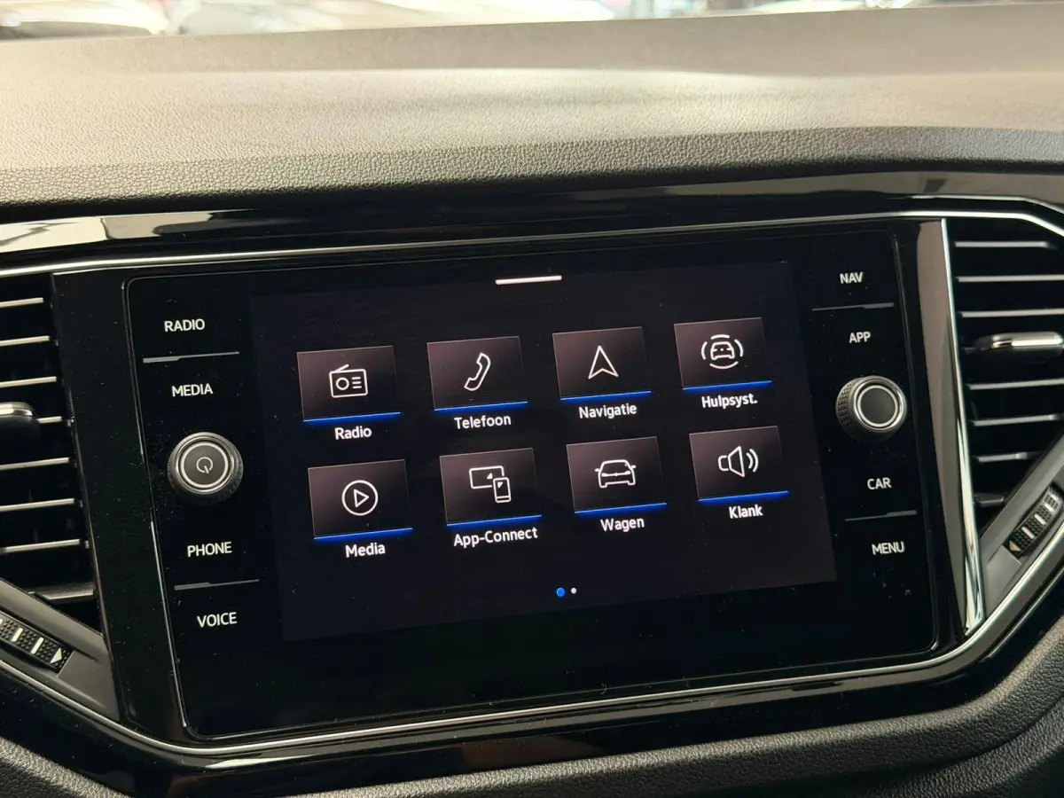 1.5 TSI Sport Business R-Line / Led / CarPlay / Na
