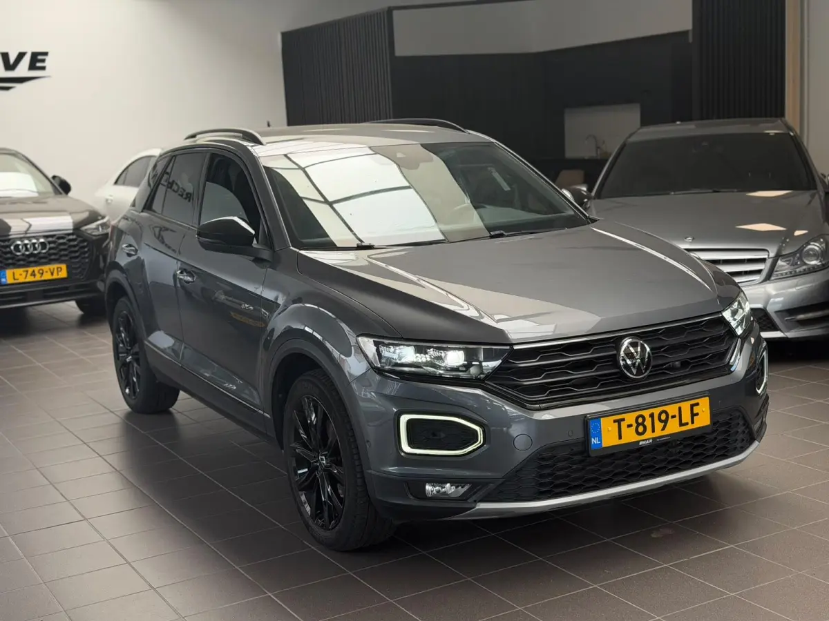 1.5 TSI Sport Business R-Line / Led / CarPlay / Na