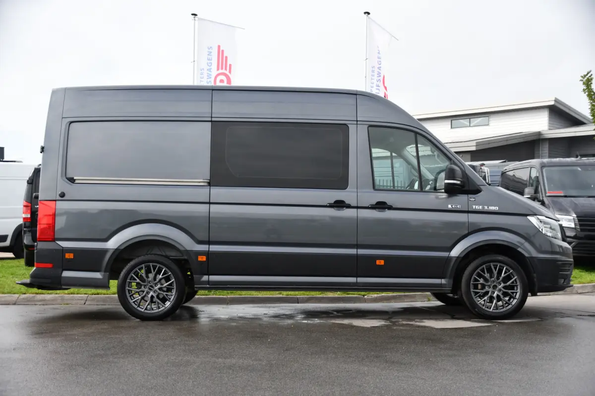 3.180 35 2.0 L3H3 4x4 PB Edition Camera, Cruise, Carplay, LED, Trekhaak, 177pk, Automaat, Sensoren, Stoelverwarming, Uniek!
