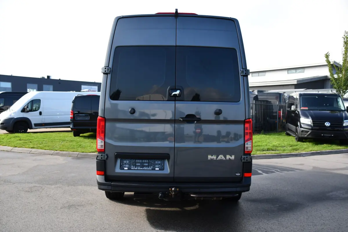 3.180 35 2.0 L3H3 4x4 PB Edition Camera, Cruise, Carplay, LED, Trekhaak, 177pk, Automaat, Sensoren, Stoelverwarming, Uniek!