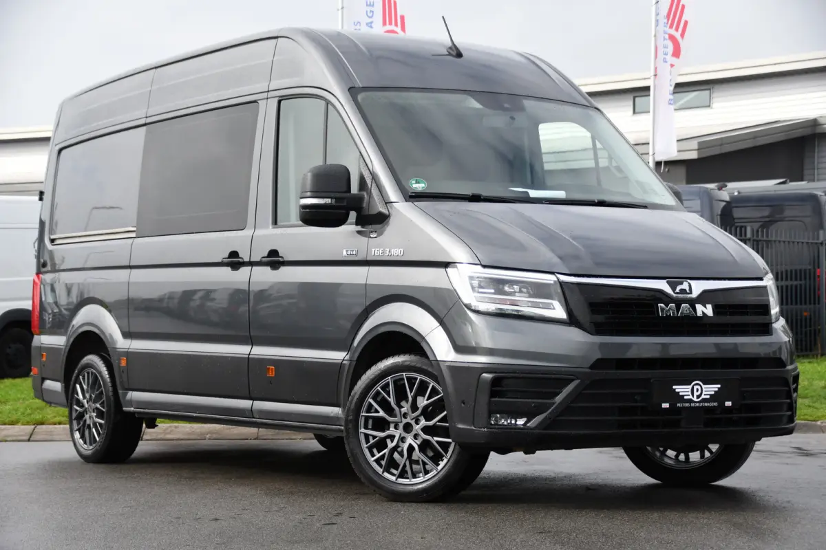 3.180 35 2.0 L3H3 4x4 PB Edition Camera, Cruise, Carplay, LED, Trekhaak, 177pk, Automaat, Sensoren, Stoelverwarming, Uniek!