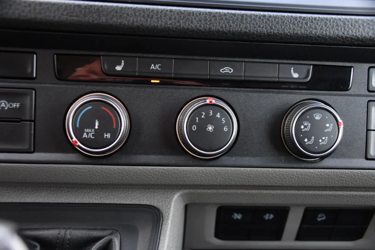 3.180 35 2.0 L3H3 4x4 PB Edition Camera, Cruise, Carplay, LED, Trekhaak, 177pk, Automaat, Sensoren, Stoelverwarming, Uniek!