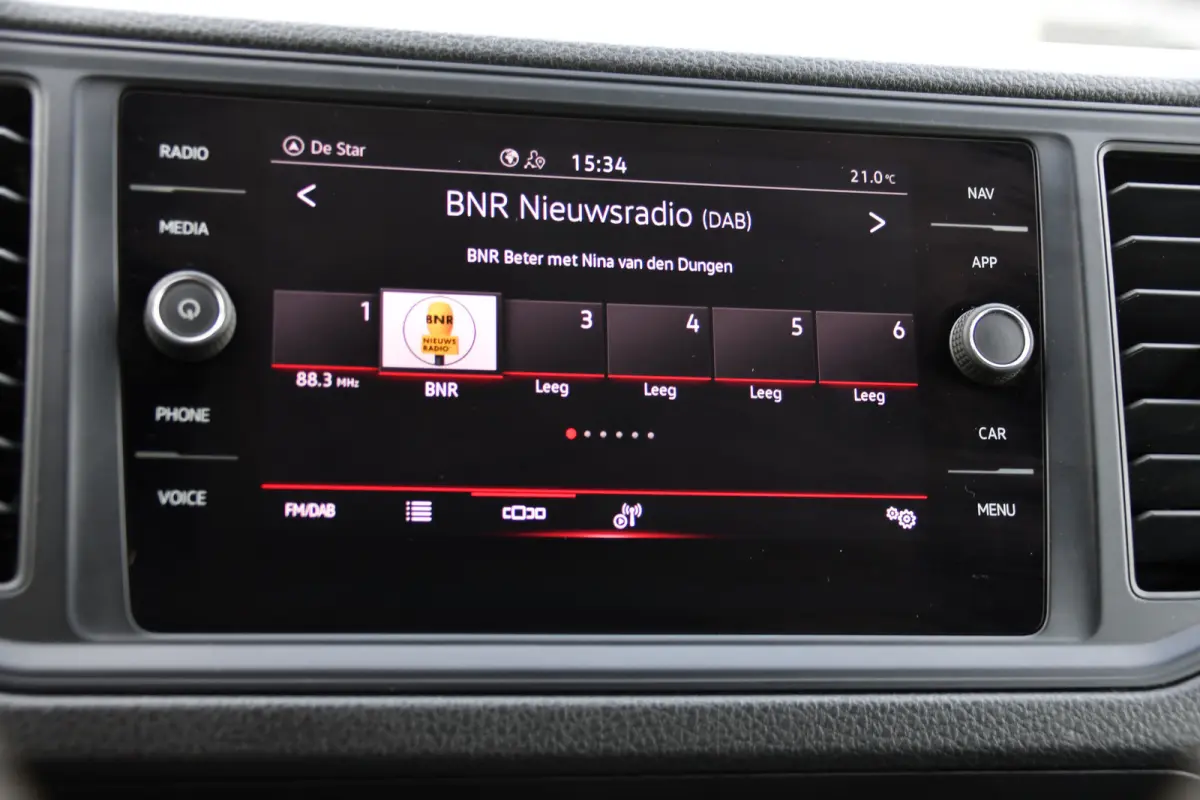 3.180 35 2.0 L3H3 4x4 PB Edition Camera, Cruise, Carplay, LED, Trekhaak, 177pk, Automaat, Sensoren, Stoelverwarming, Uniek!