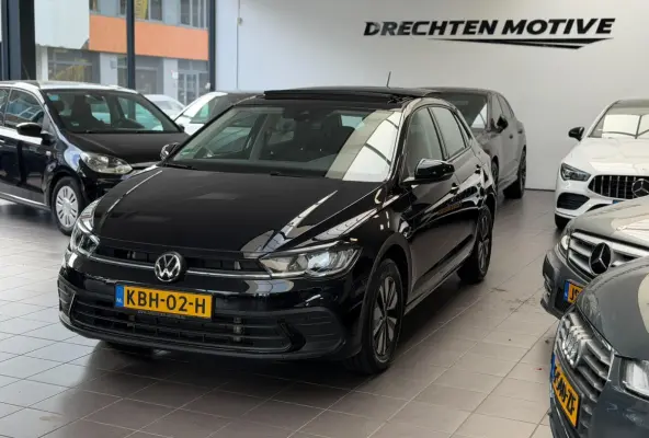 1.0 TSI move / Panorama / CarPlay /