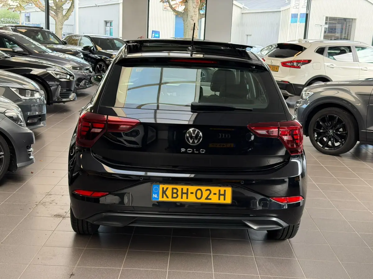 1.0 TSI move / Panorama / CarPlay /