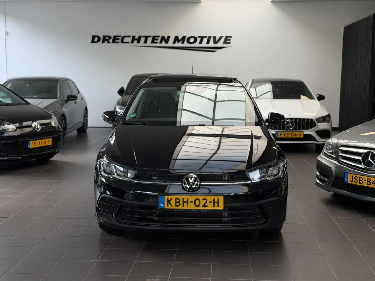 1.0 TSI move / Panorama / CarPlay /