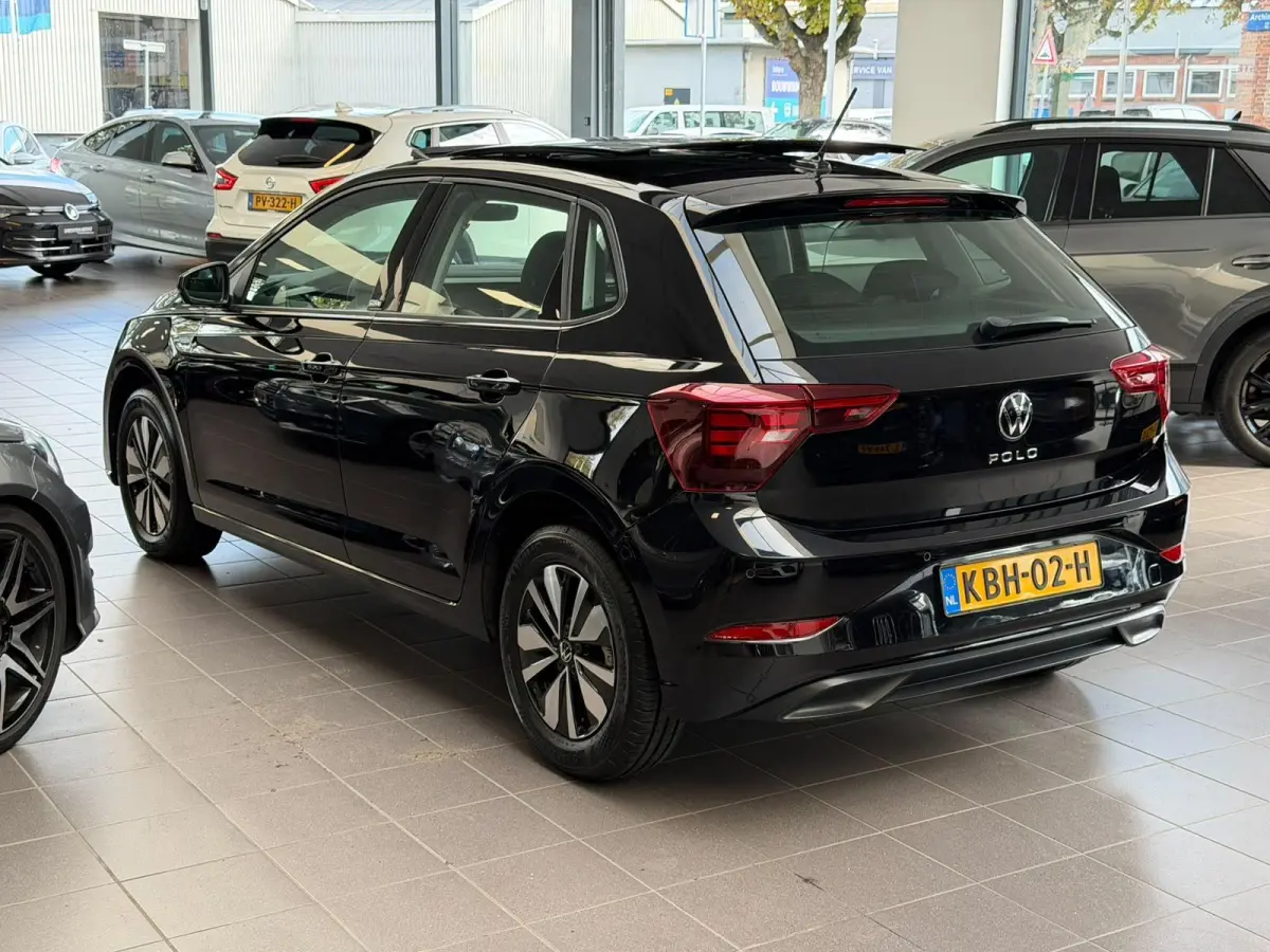 1.0 TSI move / Panorama / CarPlay /