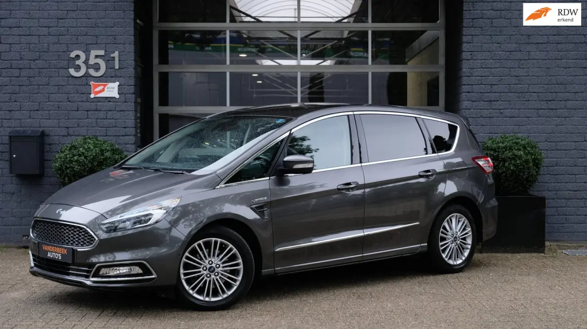 2.0 Vignale 240PK Carplay|Leder|Pano|Stoel verk / verw | Vol!