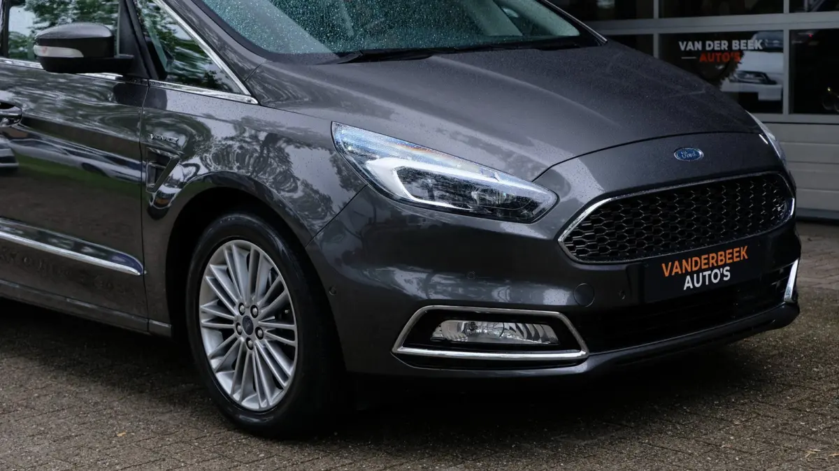 2.0 Vignale 240PK Carplay|Leder|Pano|Stoel verk / verw | Vol!