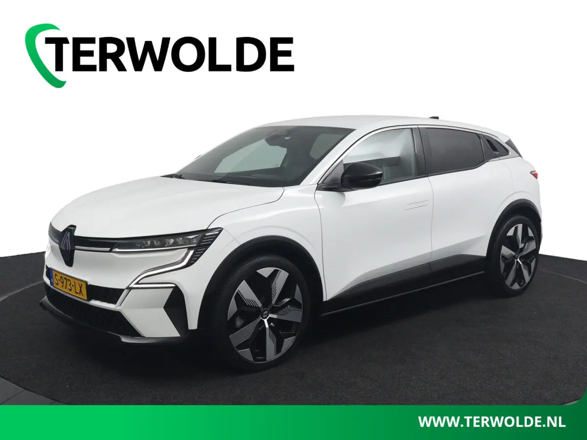 techno EV40 130pk boost charge | SOH 98% | Warmtepomp | Achteruitrijcamera | Google Navigatie |