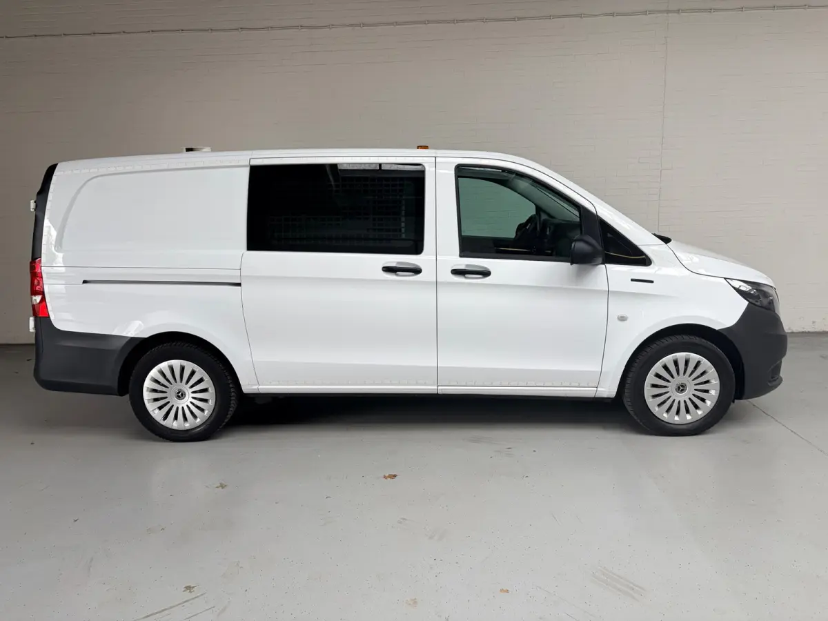 Elektrisch Servicewagen Automaat Lang 66 kWh L2H1 2 Persoons BOTT Inrichting RIJKLAARPRIJS!
