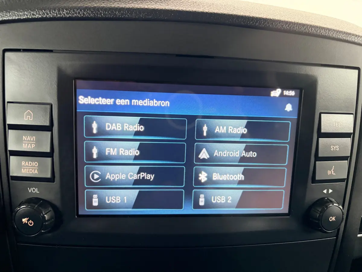 Elektrisch Servicewagen Automaat Lang 66 kWh L2H1 2 Persoons BOTT Inrichting RIJKLAARPRIJS!