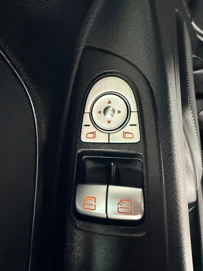 Elektrisch Servicewagen Automaat Lang 66 kWh L2H1 2 Persoons BOTT Inrichting RIJKLAARPRIJS!