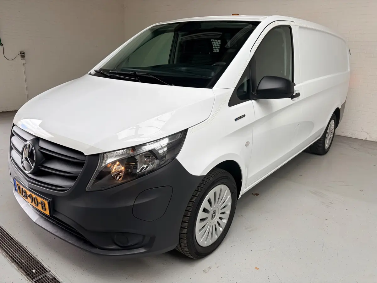 Elektrisch Servicewagen Automaat Lang 66 kWh L2H1 2 Persoons BOTT Inrichting RIJKLAARPRIJS!