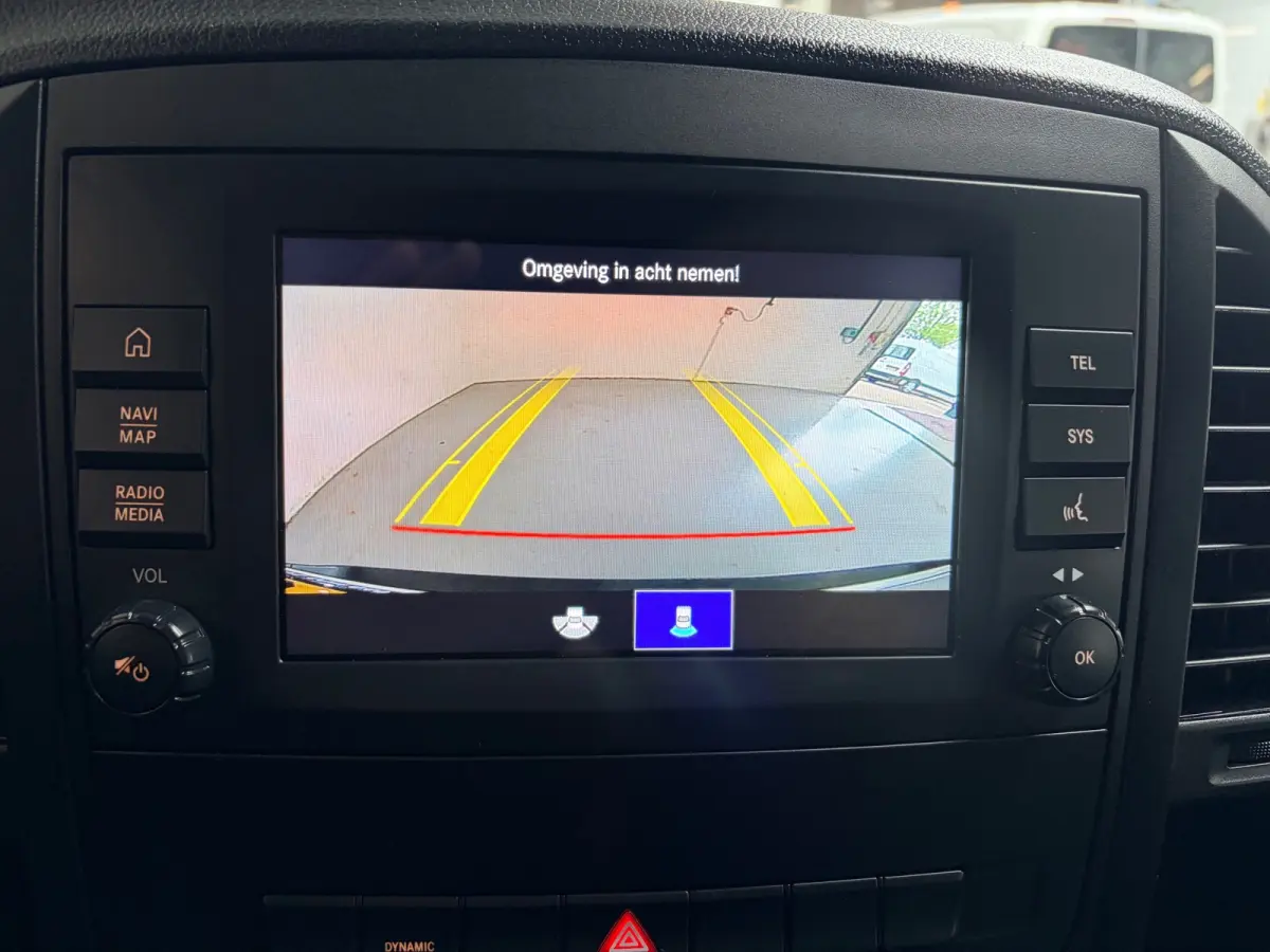 Elektrisch Servicewagen Automaat Lang 66 kWh L2H1 2 Persoons BOTT Inrichting RIJKLAARPRIJS!