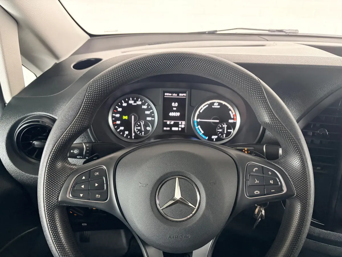 Elektrisch Servicewagen Automaat Lang 66 kWh L2H1 2 Persoons BOTT Inrichting RIJKLAARPRIJS!