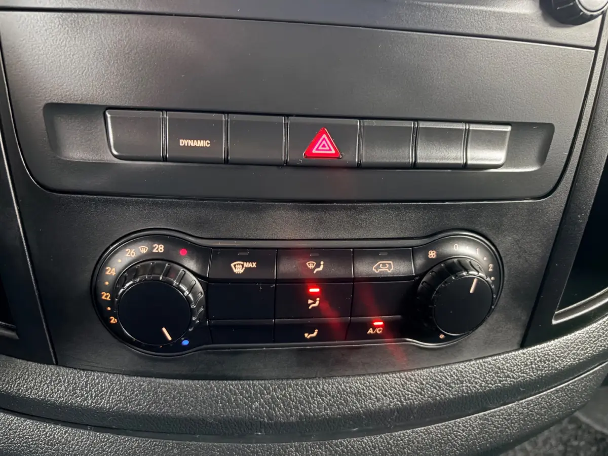 Elektrisch Servicewagen Automaat Lang 66 kWh L2H1 2 Persoons BOTT Inrichting RIJKLAARPRIJS!