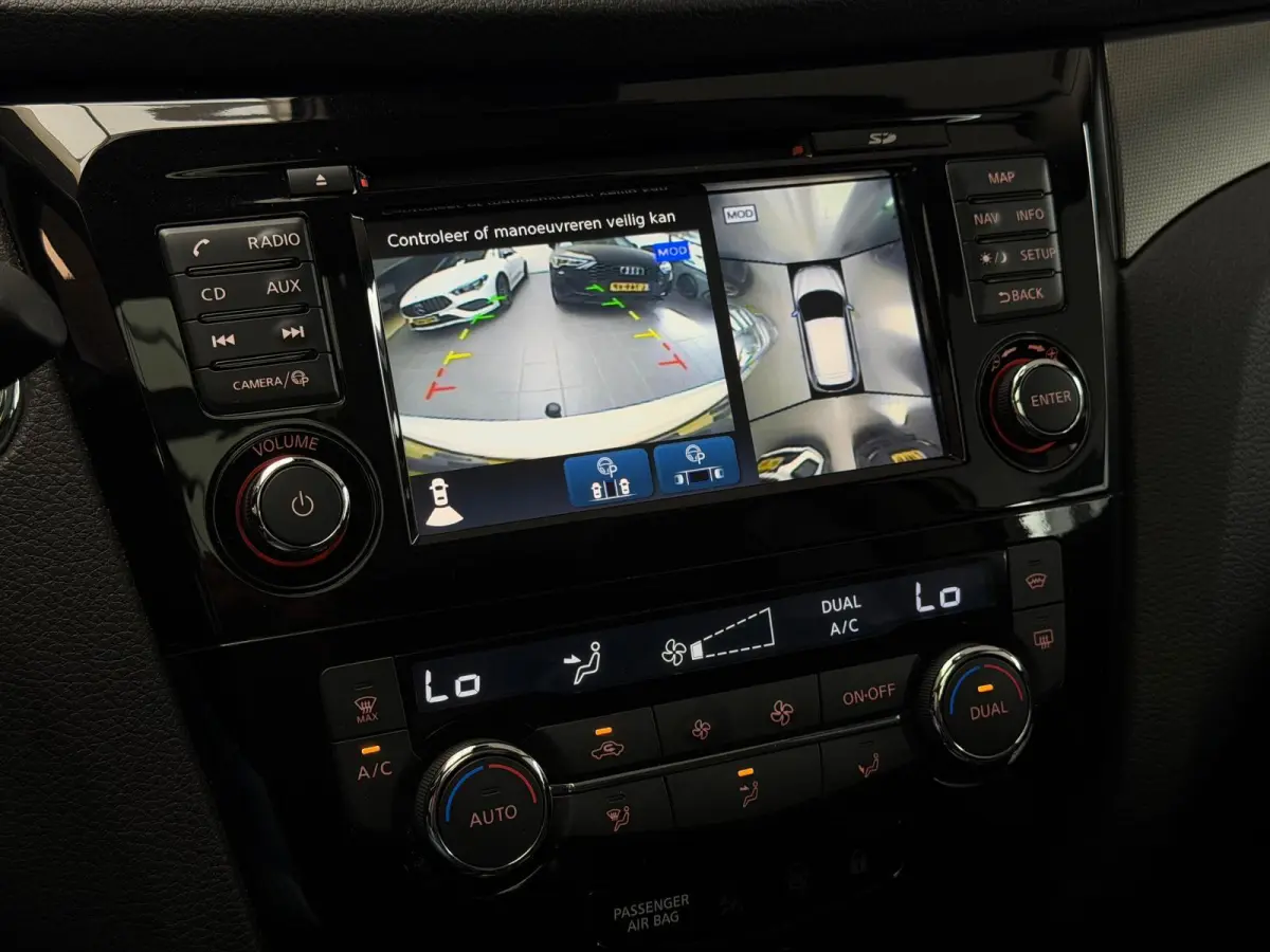 1.2 Tekna / Navigatie / Panoramadak /
