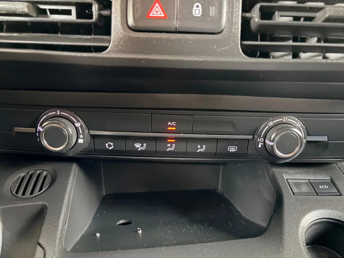 Servicewagen automaat 1.5 BlueHDI 130pk L1H1 BOTT inrichting, Victron omvormer v230, Standkachel, RIJKLAARPRIJS!