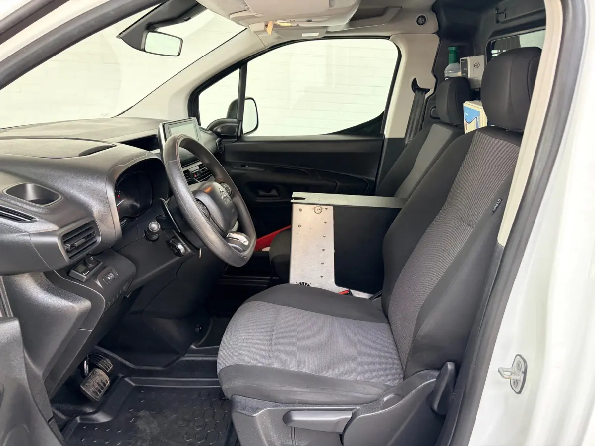 Servicewagen automaat 1.5 BlueHDI 130pk L1H1 BOTT inrichting, Victron omvormer v230, Standkachel, RIJKLAARPRIJS!