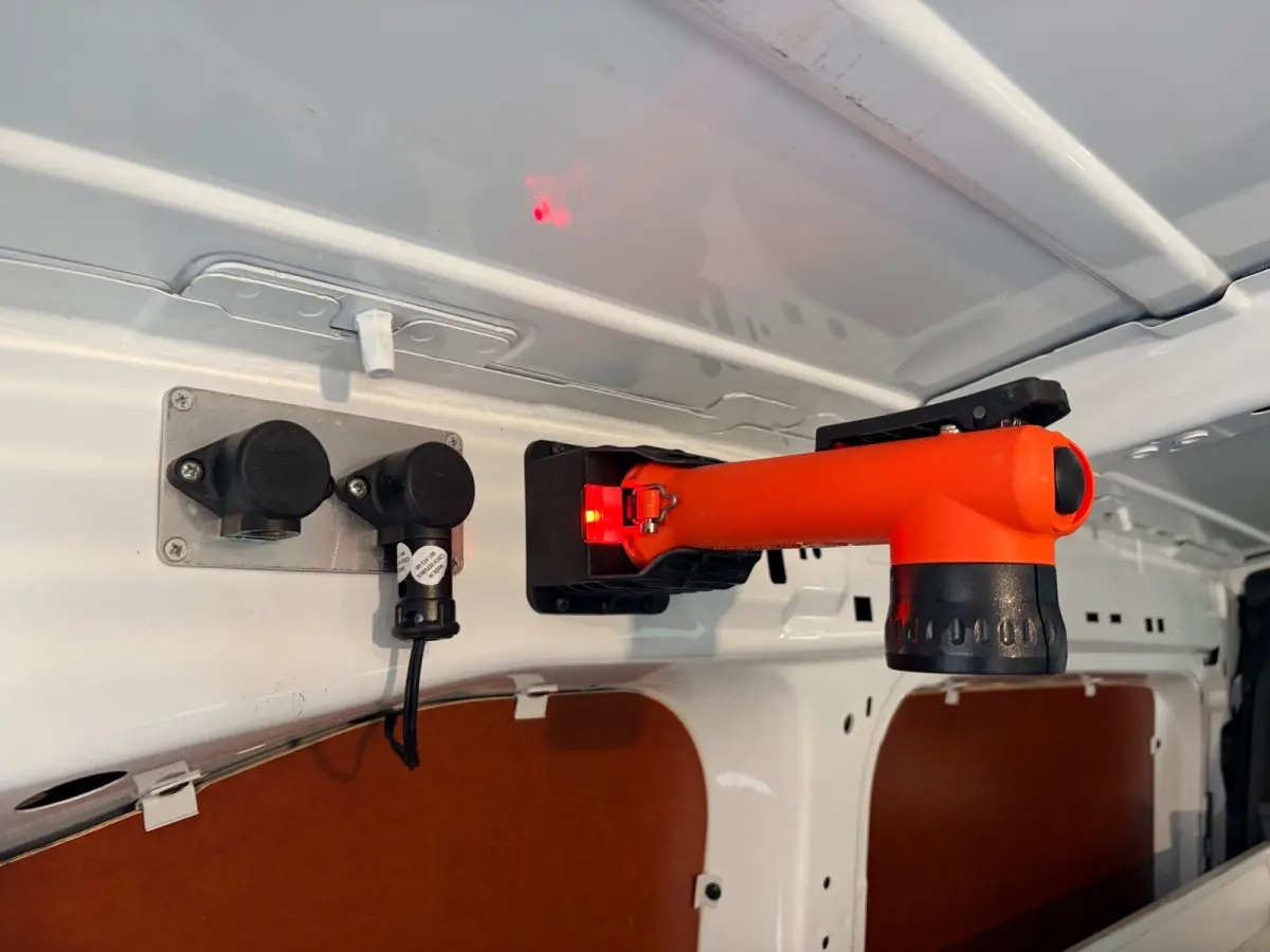 Servicewagen automaat 1.5 BlueHDI 130pk L1H1 BOTT inrichting, Victron omvormer v230, Standkachel, RIJKLAARPRIJS!