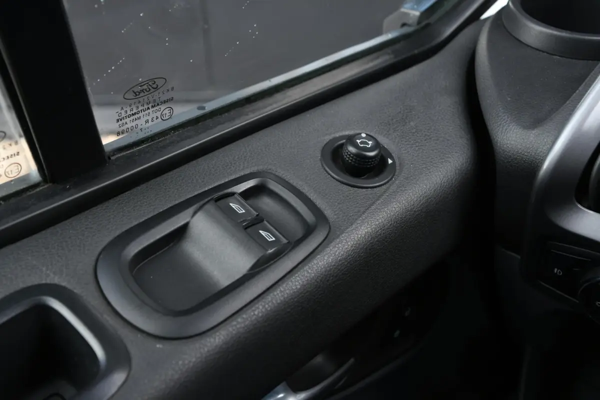 290 2.0 TDCI L1H1 Ambiente | AIRCO | CRUISE