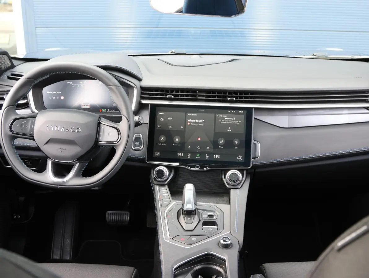 1.5 Plug-in Hybrid Panoramadak | Carplay | Stoelverwarming | Navigatie | Camera | Elektrische Achterklep | 20" LMV