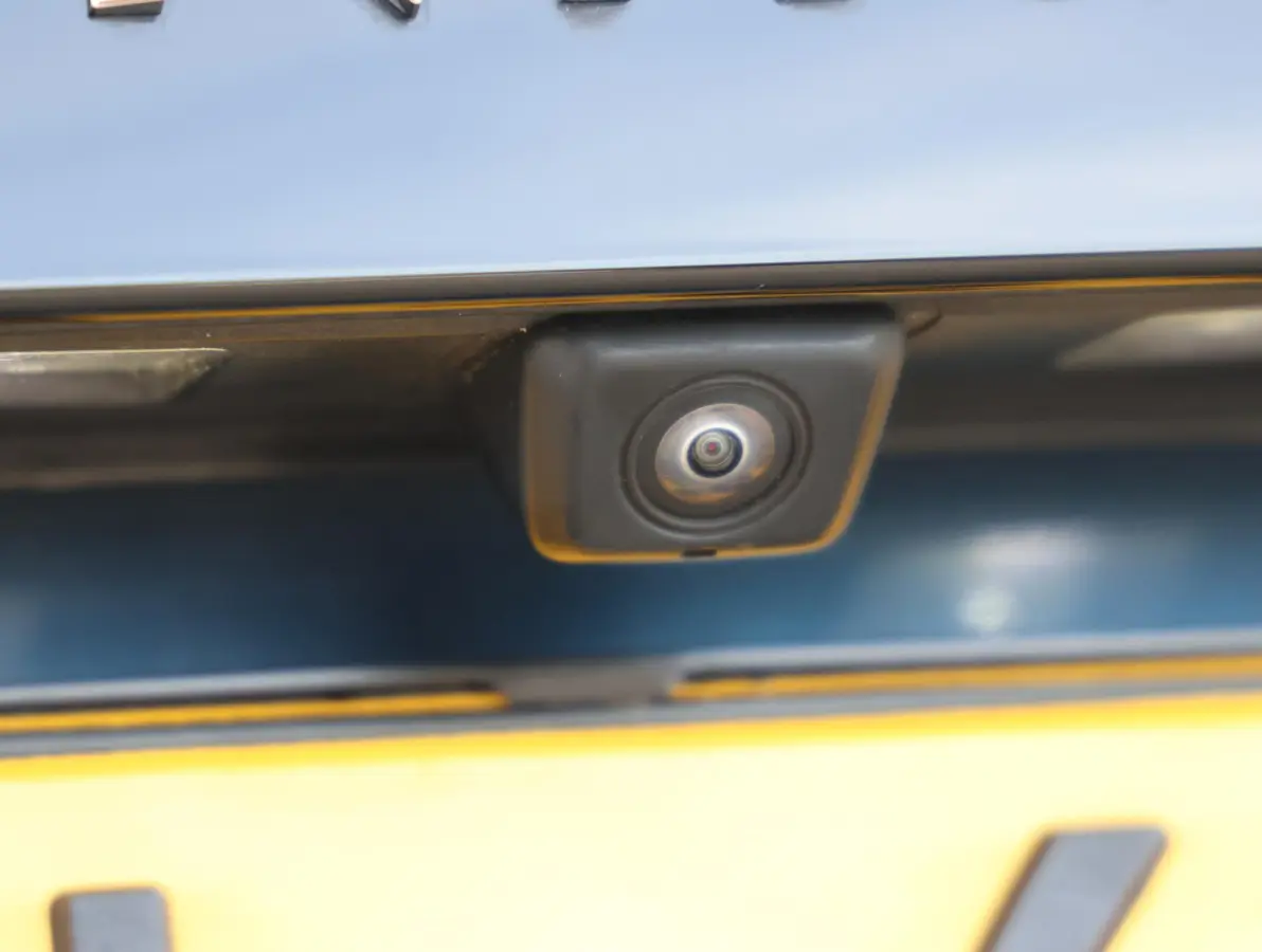 1.5 Plug-in Hybrid Panoramadak | Carplay | Stoelverwarming | Navigatie | Camera | Elektrische Achterklep | 20" LMV