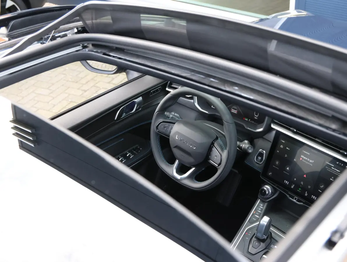 1.5 Plug-in Hybrid Panoramadak | Carplay | Stoelverwarming | Navigatie | Camera | Elektrische Achterklep | 20" LMV