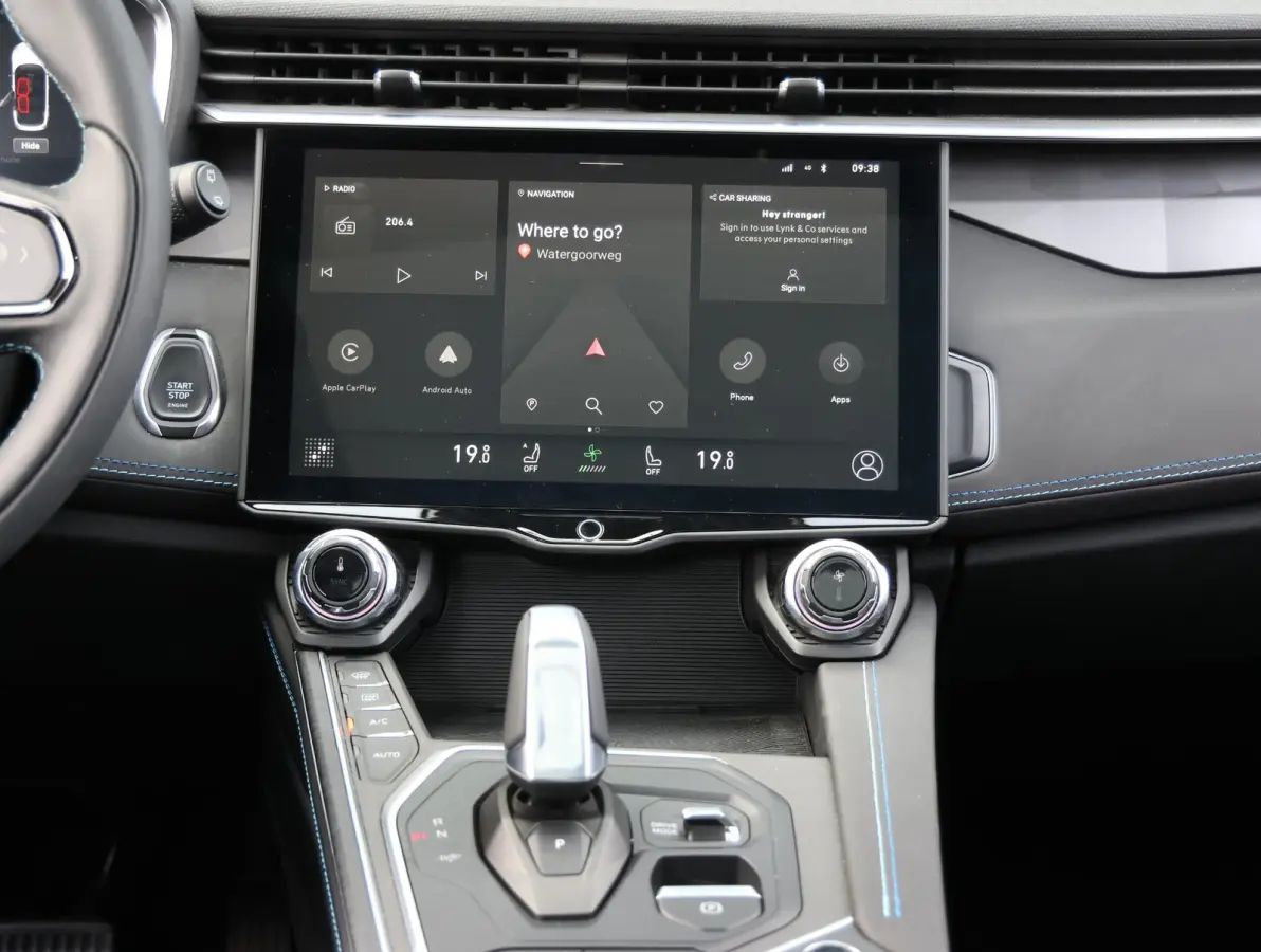 1.5 Plug-in Hybrid Panoramadak | Carplay | Stoelverwarming | Navigatie | Camera | Elektrische Achterklep | 20" LMV