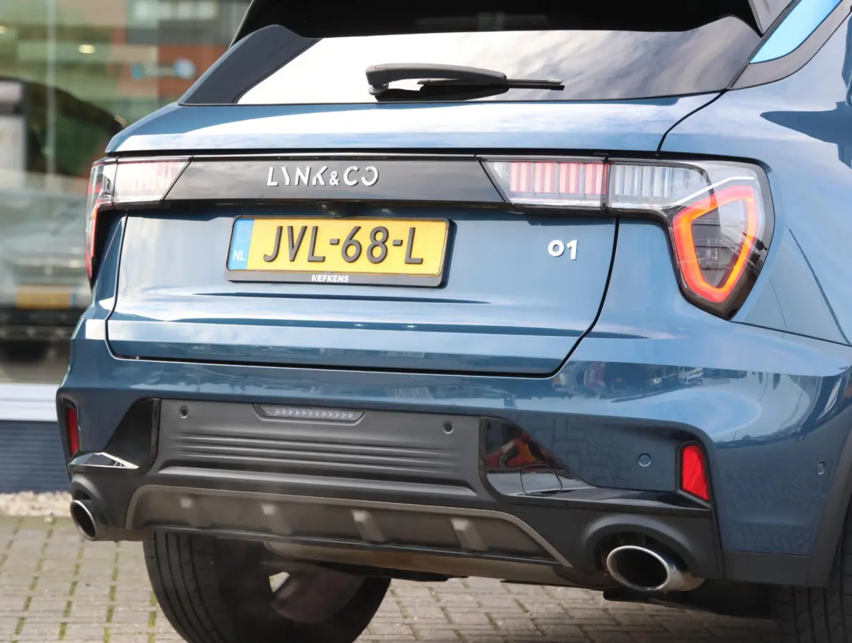 1.5 Plug-in Hybrid Panoramadak | Carplay | Stoelverwarming | Navigatie | Camera | Elektrische Achterklep | 20" LMV